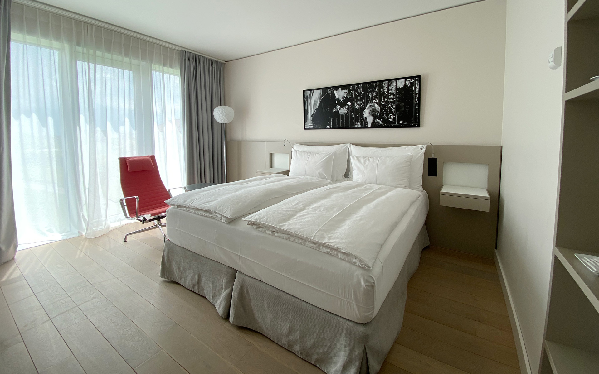 Room Image 3